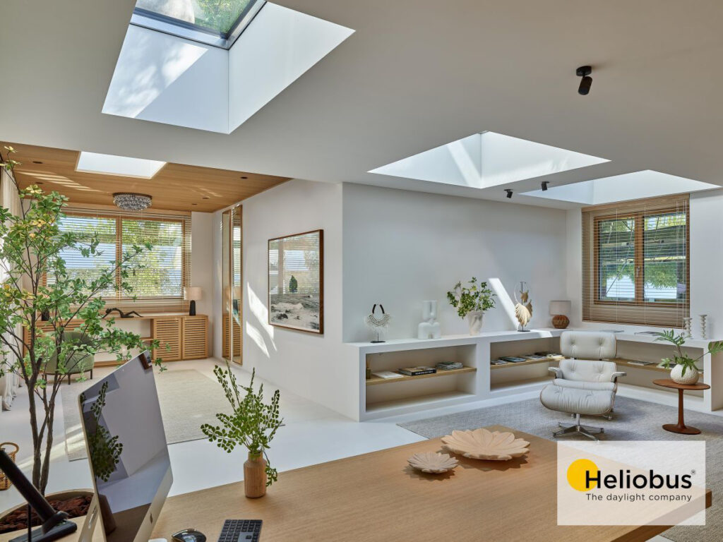Zrcadlov&eacute; &scaron;achty Heliobus a světl&iacute;ky Glassfloor